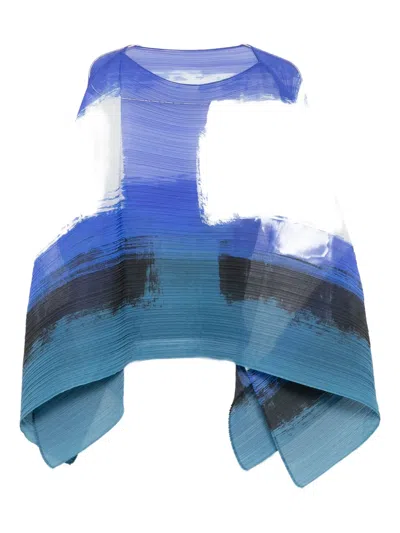 Issey Miyake Pleated Abstract-print Top In Blue
