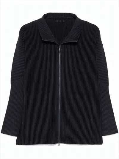 Issey Miyake Pleated Black Jacket With Structured Silhouette