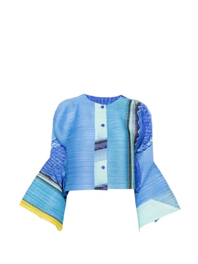Issey Miyake Pleated Buttoned Blouse In Blue