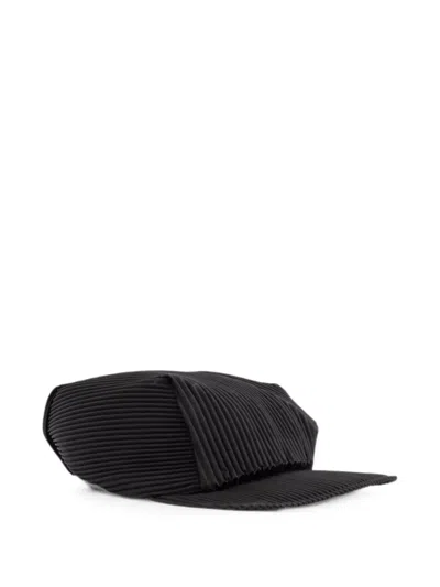 Issey Miyake Pleated Cap In Black