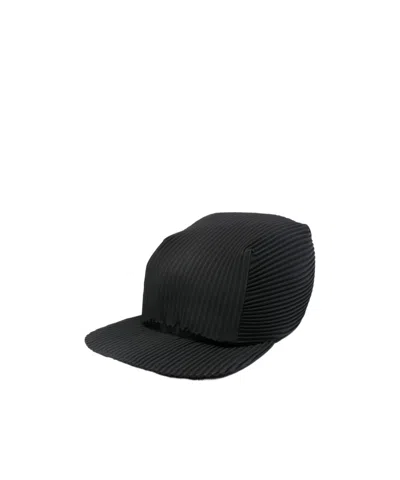 Issey Miyake Homme Plissé  Pleated Cap In Black