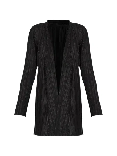Issey Miyake Pleated Cardi-coat In Black