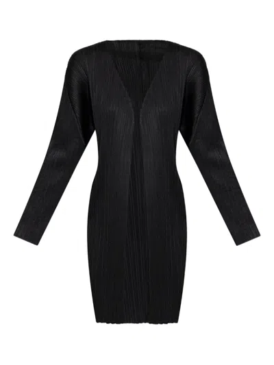 ISSEY MIYAKE PLEATED COAT