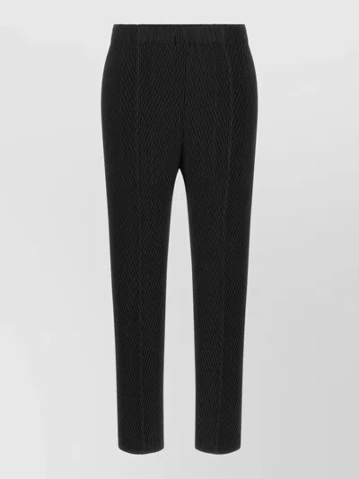 Issey Miyake Pleated Cropped Straight-leg Pants In Black