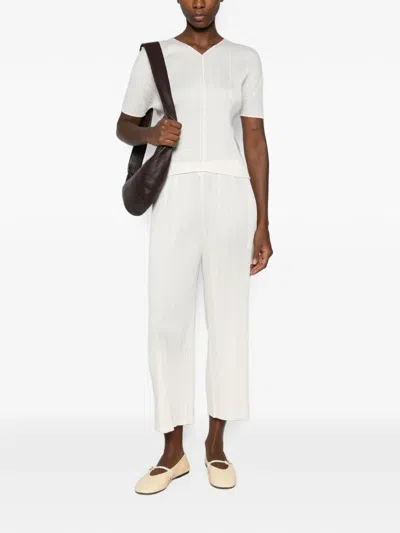 Issey Miyake Pleated Cropped Trousers In White