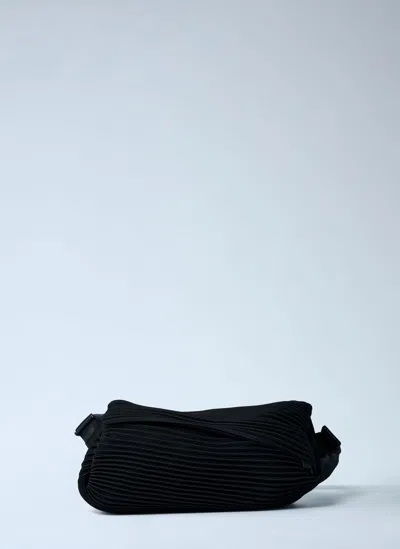 Issey Miyake Pleated Crossbody Bag In Black