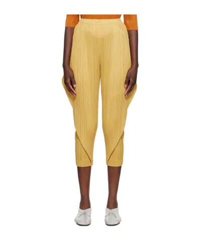 Issey Miyake Pleated Detail Casual Pants In Yellow