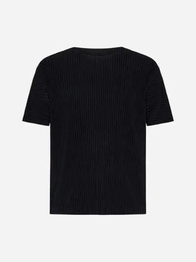 Issey Miyake Pleated T-shirt In Black