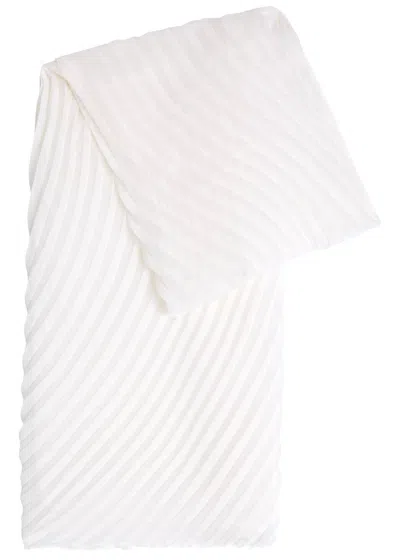 Issey Miyake Pleated Fine-knit Scarf In White