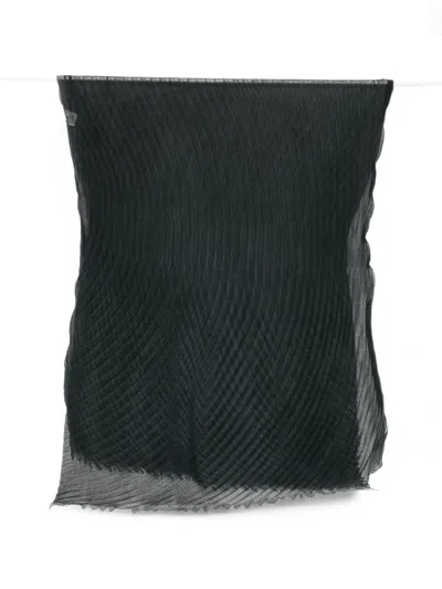 Issey Miyake Pleated Frayed Scarf In Red