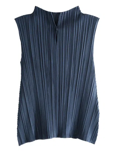 Issey Miyake Pleated Funnel-neck Top In Blue