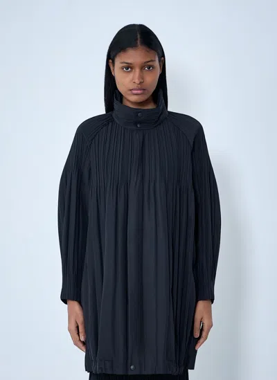 Issey Miyake Pleated High-neck Coat In Black