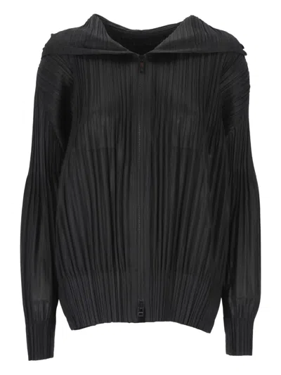 ISSEY MIYAKE PLEATED HOODIE