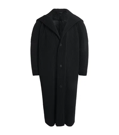 Issey Miyake Pleated Long Coat In Black