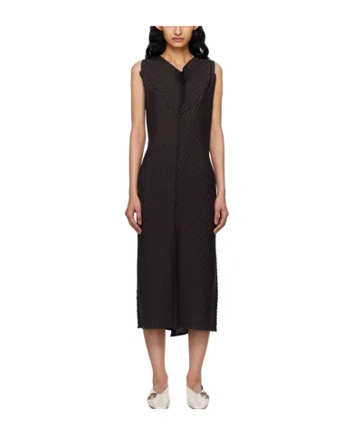 Issey Miyake Black Paper Like Pleats Midi Dress In 15-black