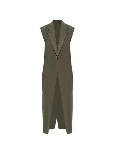 Issey Miyake Pleated Notch-lapel Jacket In Green