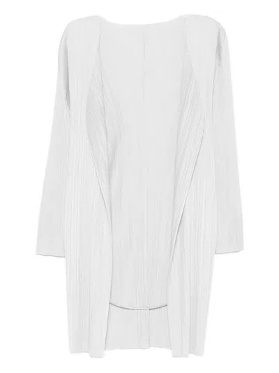 Issey Miyake Pleated Open-front Coat In Gray