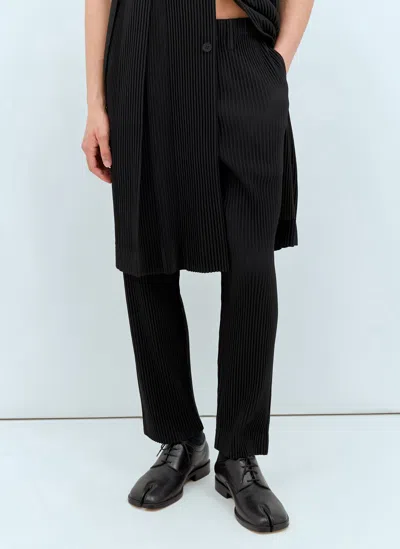 Issey Miyake Pleats Loose Leg Pant In Black