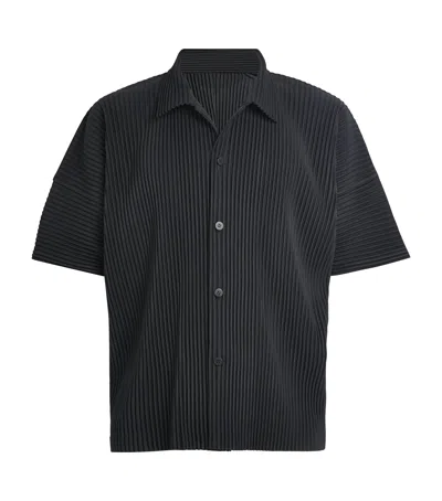 Issey Miyake Pleated Polo Shirt In Black