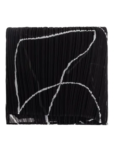 Issey Miyake Pleated Printed Scarf In Black