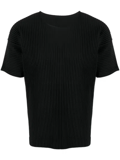 Issey Miyake Pleated Short-sleeve T-shirt In Black