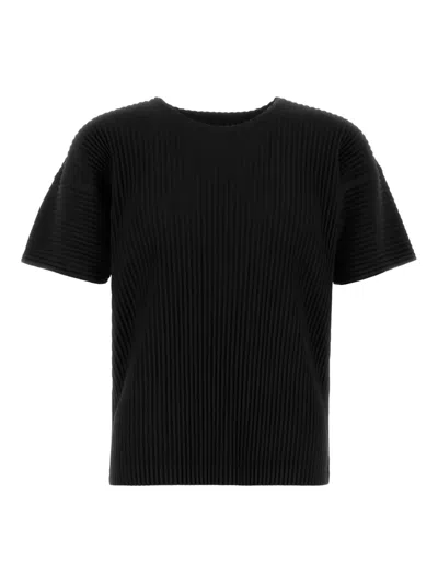 Issey Miyake Pleated Short-sleeved T-shirt In Black