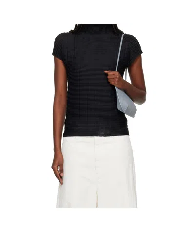 Issey Miyake Pleated Short-sleeved T-shirt In Black