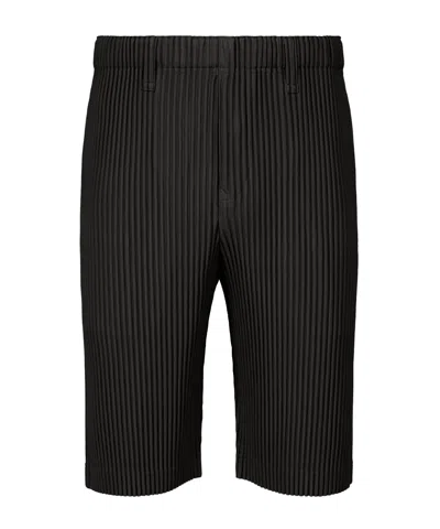 Issey Miyake Pleated Shorts In Black