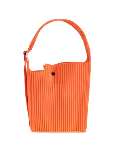 Issey Miyake Pleated Shoulder Bag In Orange