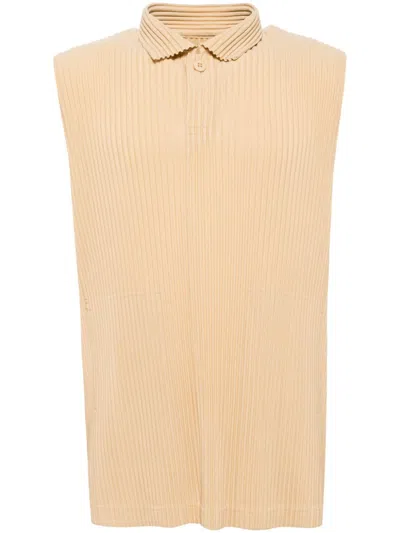 Issey Miyake Pleated Sleeveless Polo Shirt In Yellow