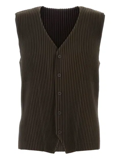 ISSEY MIYAKE PLEATED SLEEVELESS TOP
