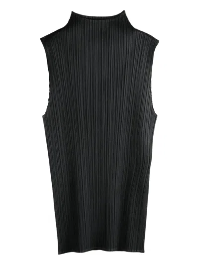 Issey Miyake Pleated Sleeveless Top In Black