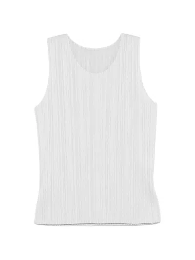 ISSEY MIYAKE PLEATED SLEEVELESS TOP