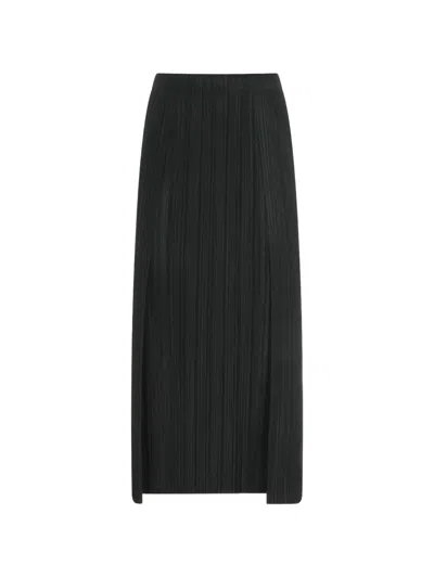 Issey Miyake Pleated Slit Skirt In Black