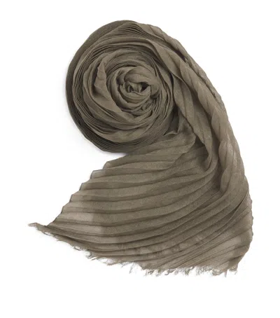 Issey Miyake Pleated Stole In Green