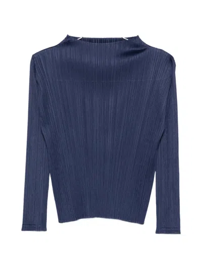 Issey Miyake Pleated T-shirt In Blue