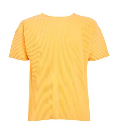 Issey Miyake Pleated T-shirt In Yellow