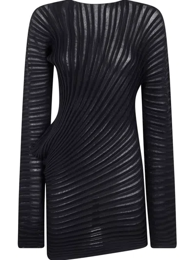 ISSEY MIYAKE PLEATED TOP