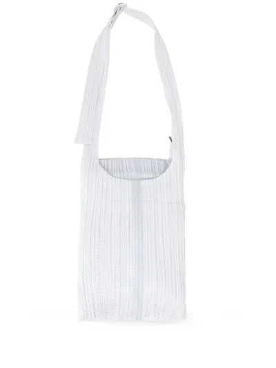 Issey Miyake Pleated Tote Bag In 白色