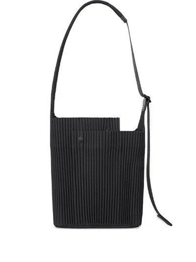 Issey Miyake Pleated Tote Bag In Black