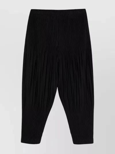 Issey Miyake Pleated Trousers Cropped Elasticated Waistband In Black