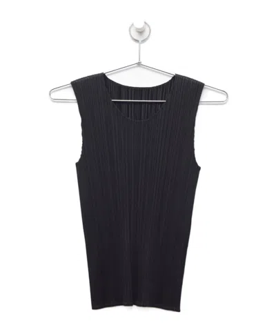 Issey Miyake Pleated Vest