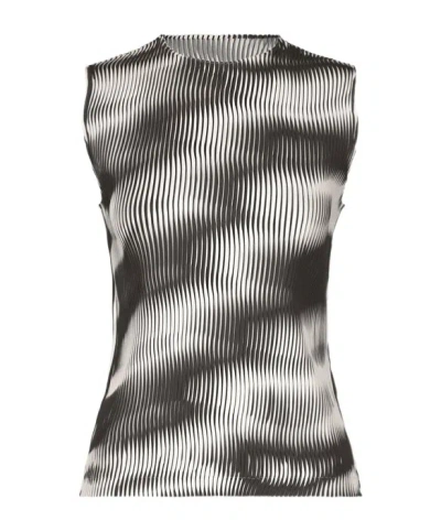 Issey Miyake Pleated Vest In Black