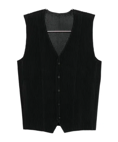 Issey Miyake Pleated Vest In Black