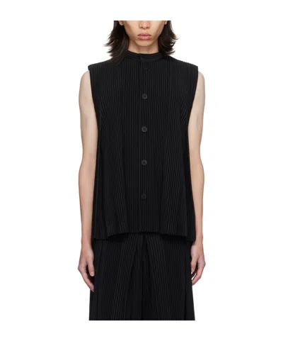 Issey Miyake Pleated Vest In Black