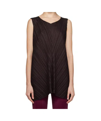 Issey Miyake Pleated Vest In Black