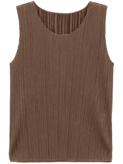 Issey Miyake Pleated Vest In 44 Brown