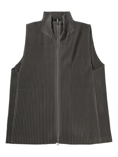 Issey Miyake Pleated Vest In Grey