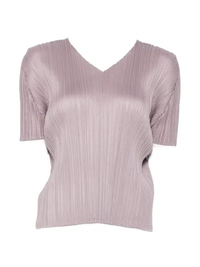 Issey Miyake Pleated V-neck T-shirt In Pink