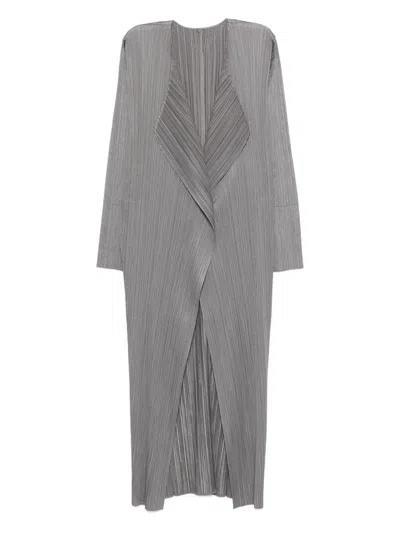 Issey Miyake Open-front Pleated Coat In Gray